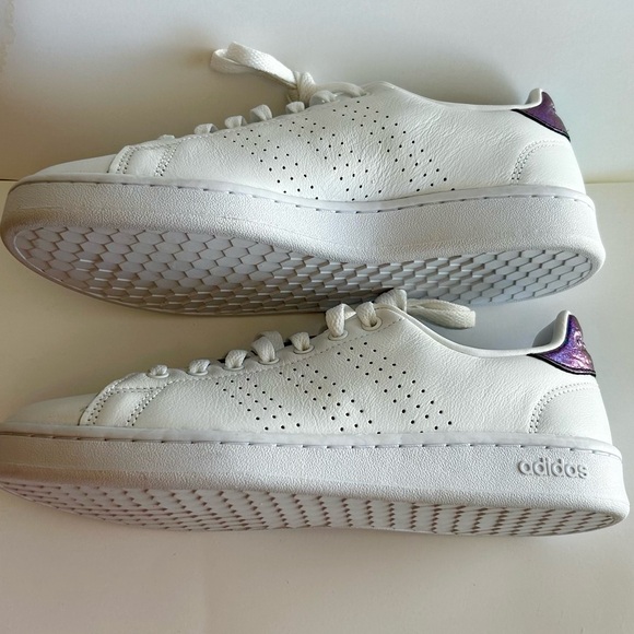 {Sz 8.5}NWOT Adidas Advantage FY8955
Women’s Size 8.5 - Picture 4 of 10